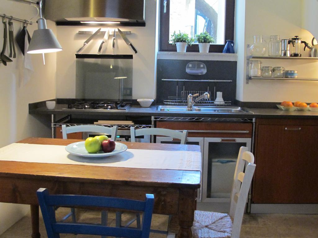 Ferienwohnung Casa Torre Di Mactheus Petraro Giovinazzo Zimmer foto
